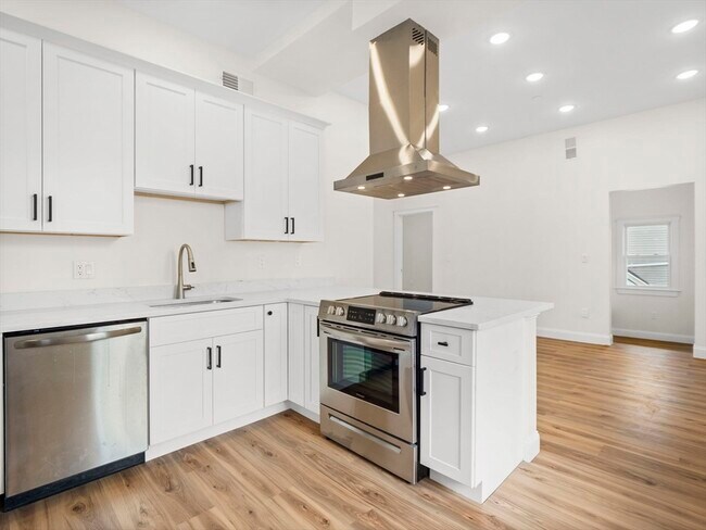 Photo - 14 William St Unit 4