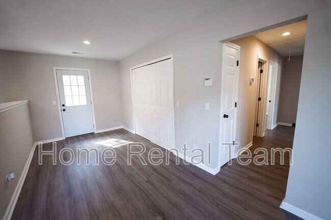 Photo - 107 Blue Gill Ln