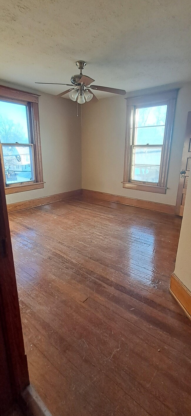 Photo - 2517 Olive St