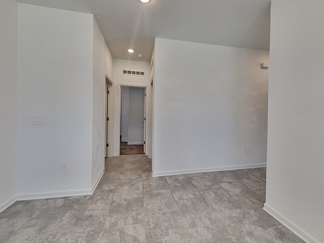 Photo - 3115 Country Side Dr