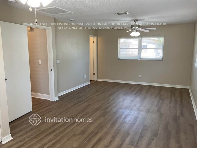 Photo - 2240 Kansas St