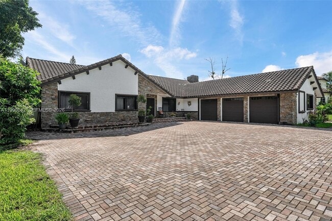 Building Photo - 6252 NW 65th Terrace