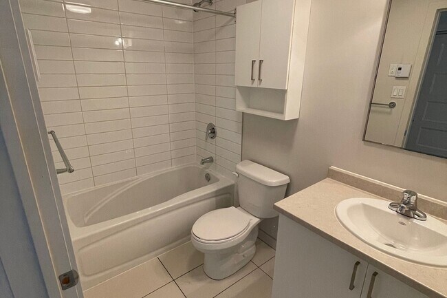 Photo - 2085 Av Av Papineau, Unit 308