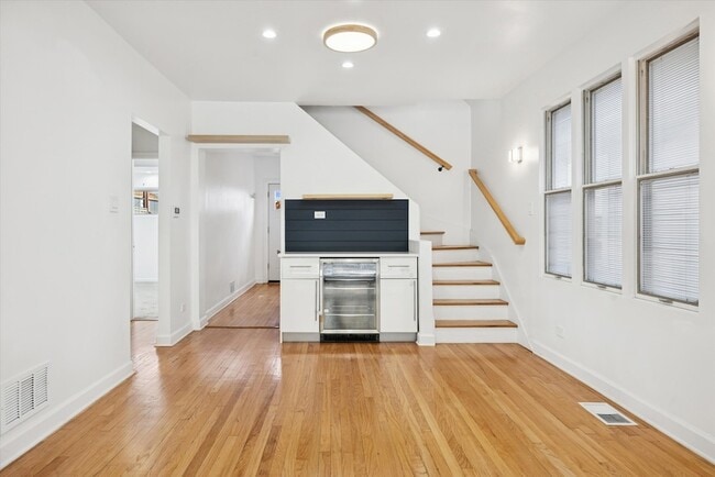 Photo - 3831 N New England Ave