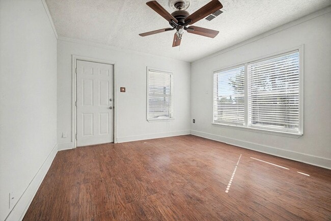 Photo - 12215 Myrtle Ave