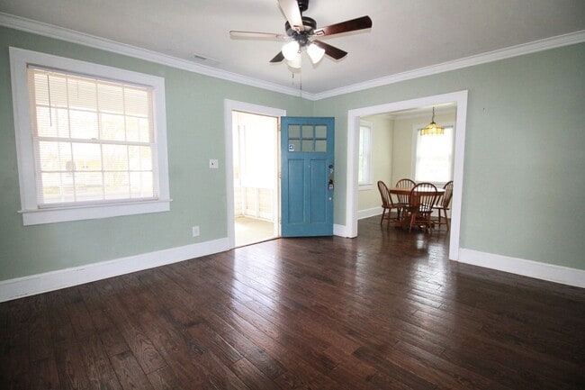 Photo - 525 E 2nd St Unidad A