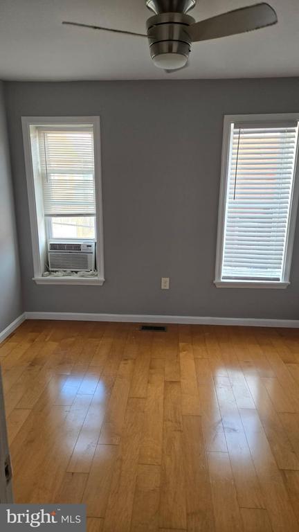 Photo - 638 Wyeth St