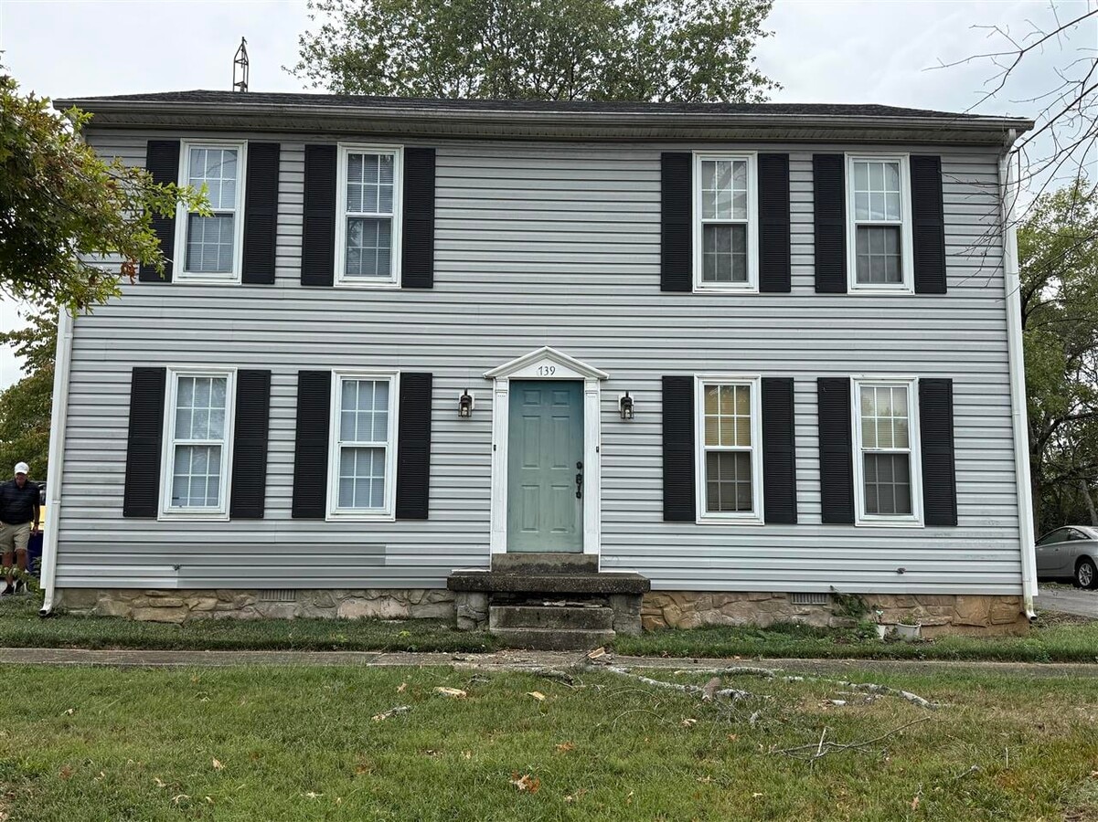 Photo - 739 Tara Ct Townhome