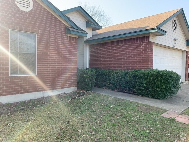 Building Photo - 1604 Southwestern Blvd Rental