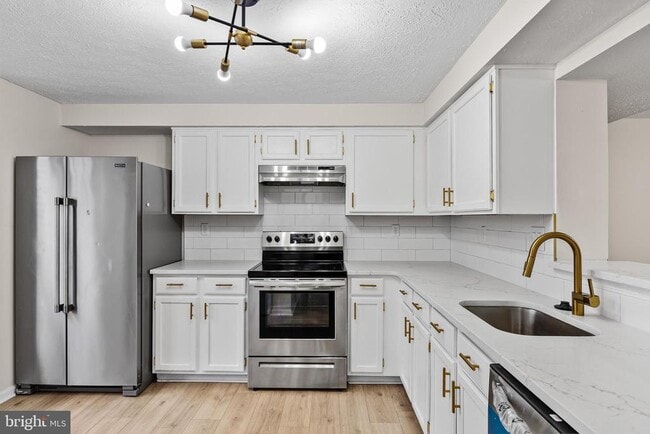 Photo - 127 Villa Knoll Ct