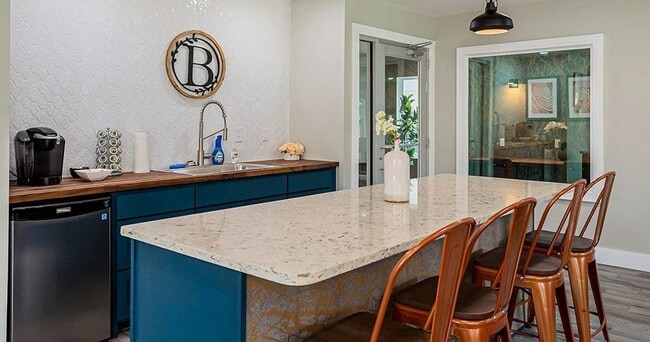 Brooksfield Apartments