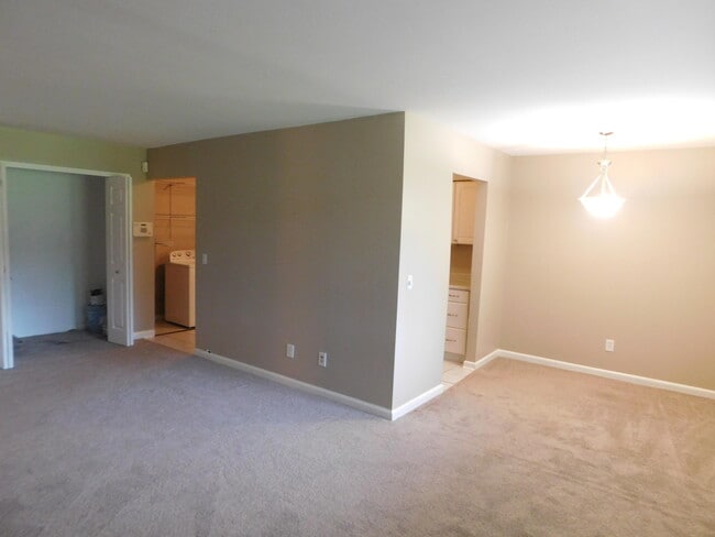 Photo - 30042 W 12 Mile Rd Unit 52