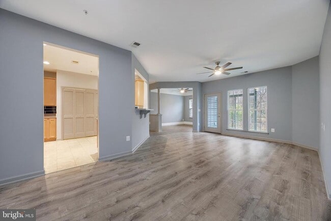 Photo - 8390 Ice Crystal Dr Unit B