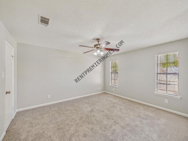 Photo - 12420 Timber Bend Dr