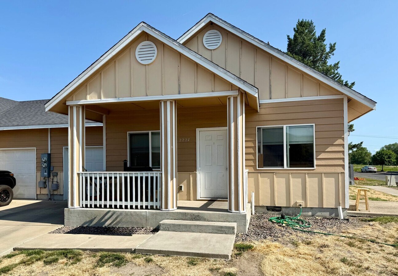 Photo - 2227 Jakob Ave House