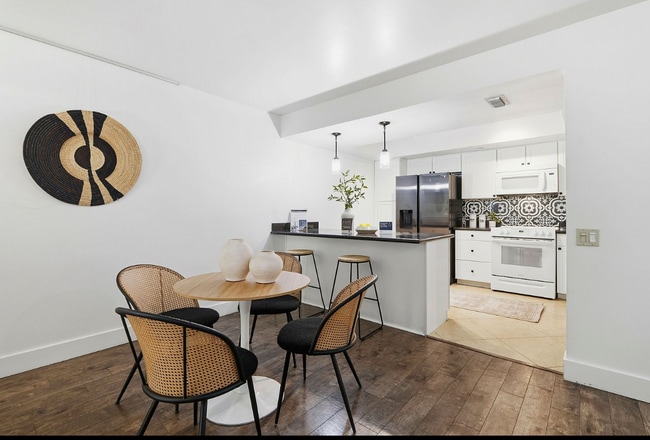 Dining/Kitchen