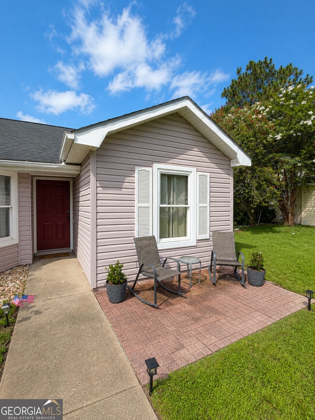 Photo - 109 Almond Cir