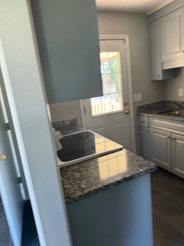 Photo - 1210 Hemlock Dr