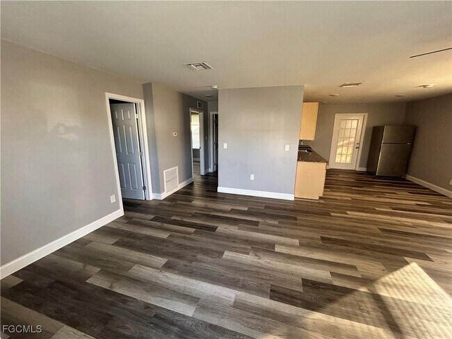 Photo - 8422 Robin Rd