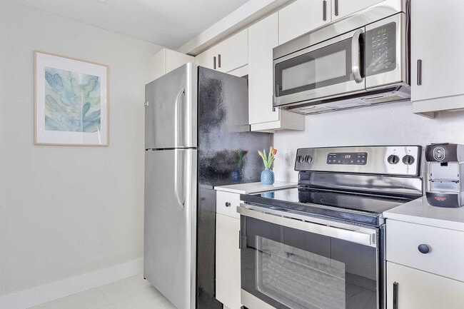 2889 McFarlane Rd Unit SI FL8-ID1240648P