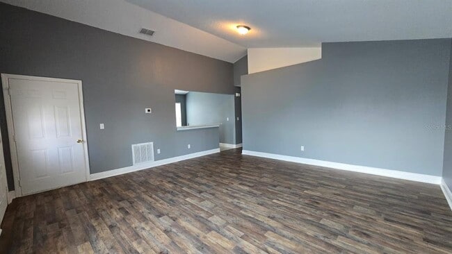 Photo - 333 Rollins Dr