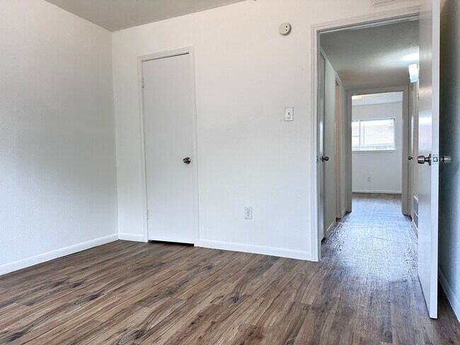 Photo - Timber Crossing Apartments
