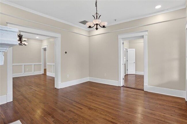 Photo - 585 Jones Ave NW