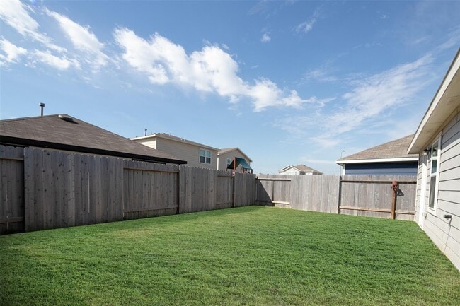 Photo - 24023 Swather Wy