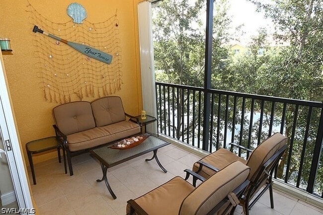 Building Photo - 6525 Monterey Point Unit 203