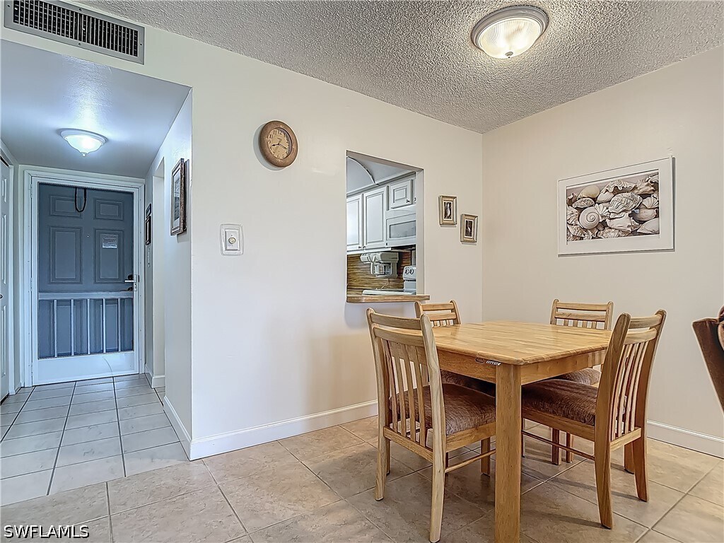 Photo - 175 Turtle Lake Ct Unidad 108