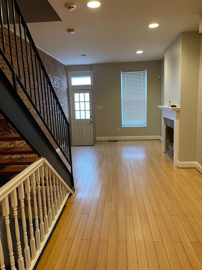 Photo - 2bed/2bath Townhome centrally located in Baltimore City!!