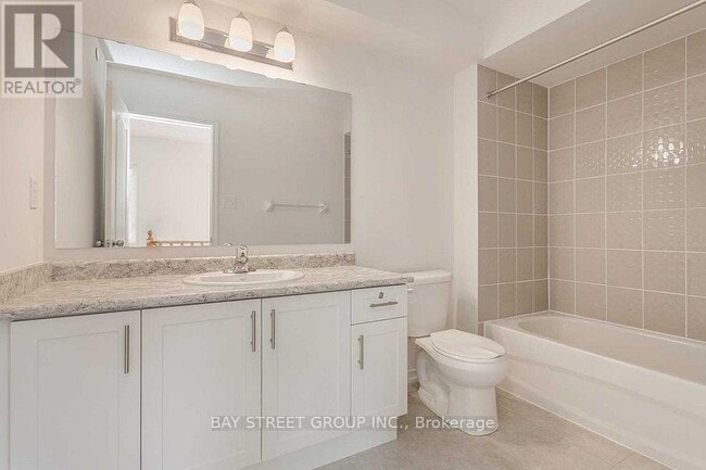 Photo - 2378 Chevron Prince Path