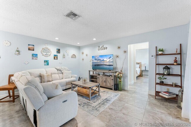 836 NW 29th Ave