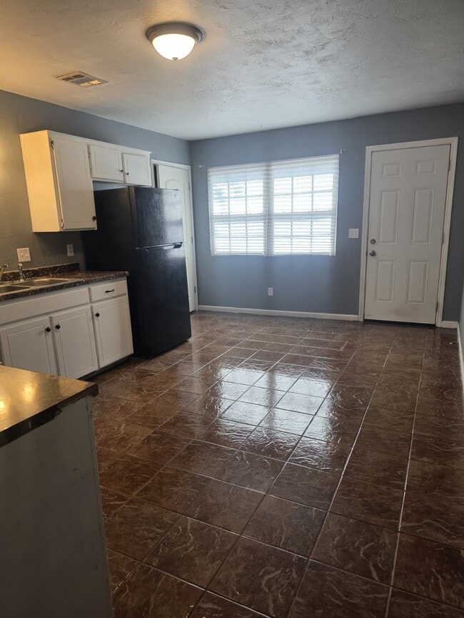 Photo - 4201 W Farmers Ave