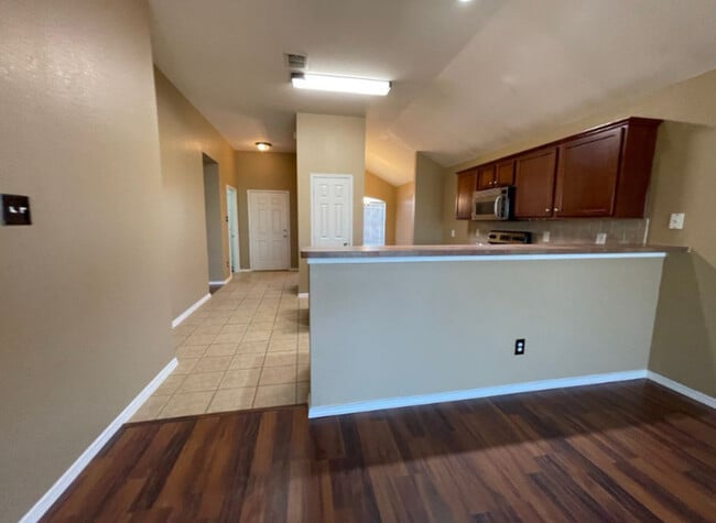 Photo - 8513 Autumn Creek Trl