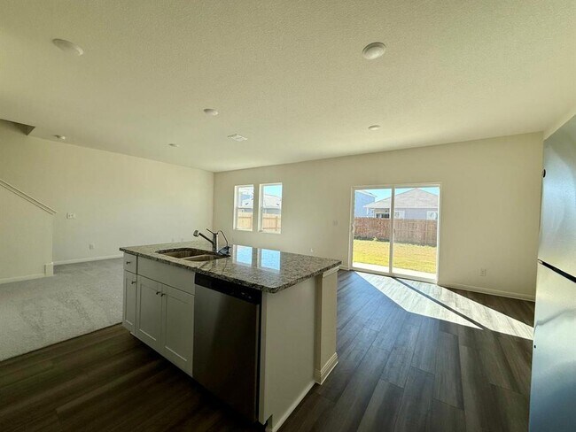 Photo - 1109 Delta Crst