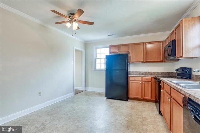 Photo - 219 Millwood Ave