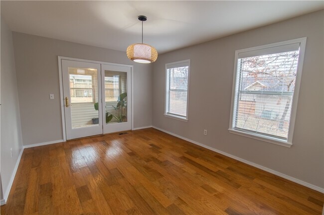 Photo - 15284 Putman Rd