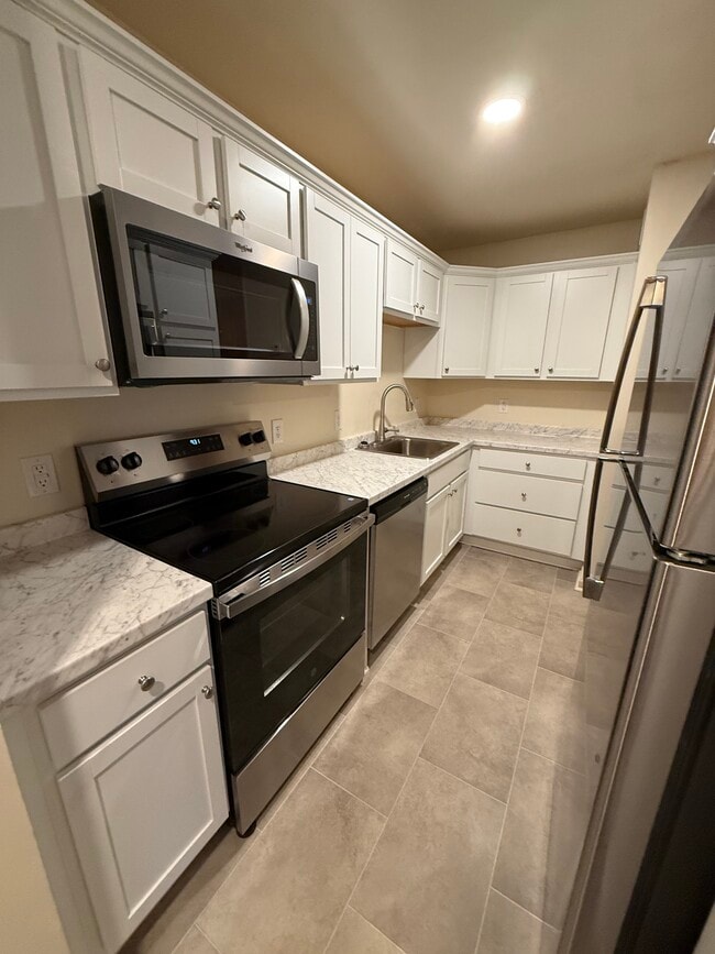 Photo - 586 Franklin St Unit #9