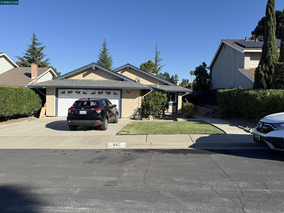 Photo - 870 Coral Ridge Cir