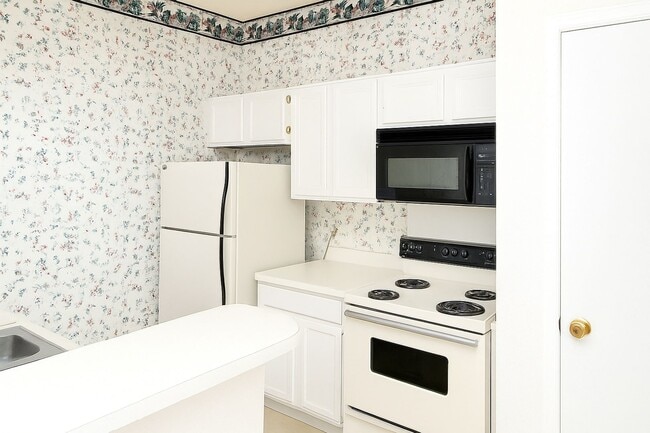 Photo - Beautiful 1-Bedroom Loft Near the Medical Center!