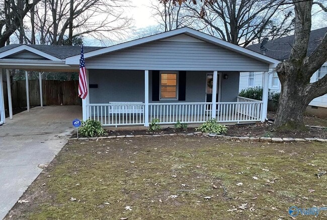 Photo - 2606 Alabama St SW