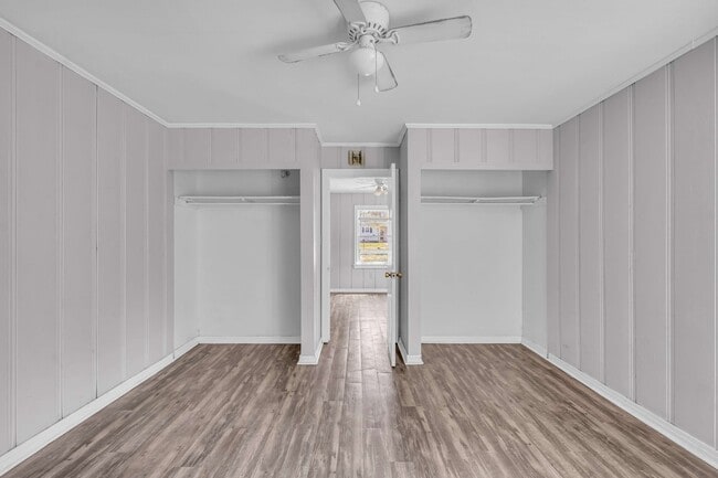 Photo - 303 Old West Point Rd