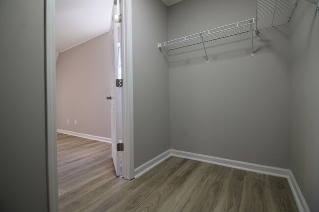 Photo - 729 Colony Village Way