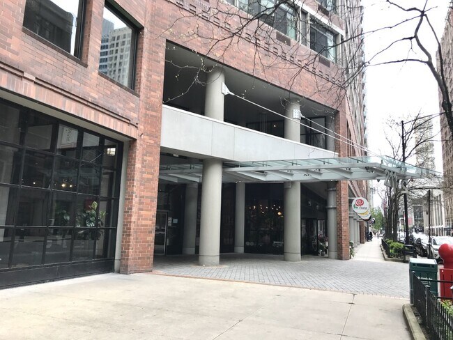 Photo - 211 E Ohio St Unit 1608