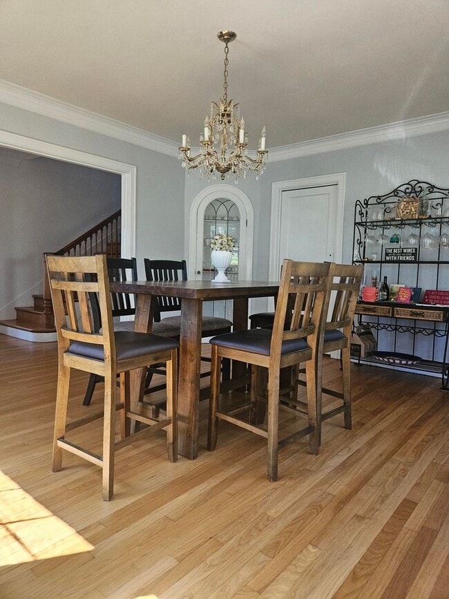 Photo - 5bd 5ba Stunning Home