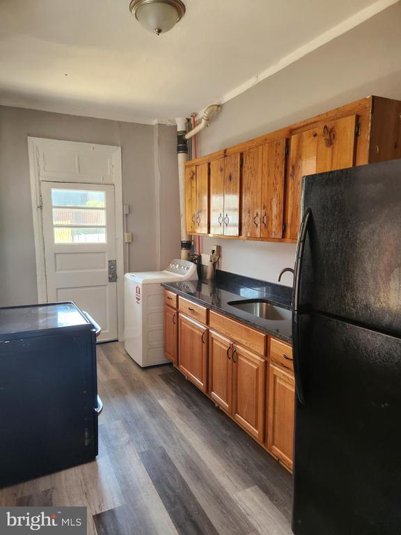 Photo - 625 George St
