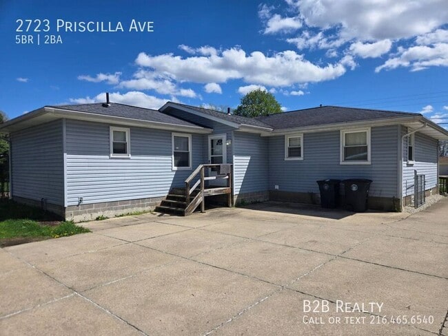 Photo - 2723 Priscilla Ave