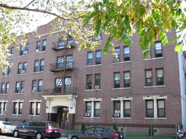 Commodore - Commodore