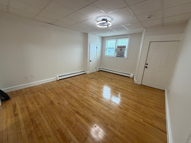 Photo - 1111 Charles St Unit First Floor